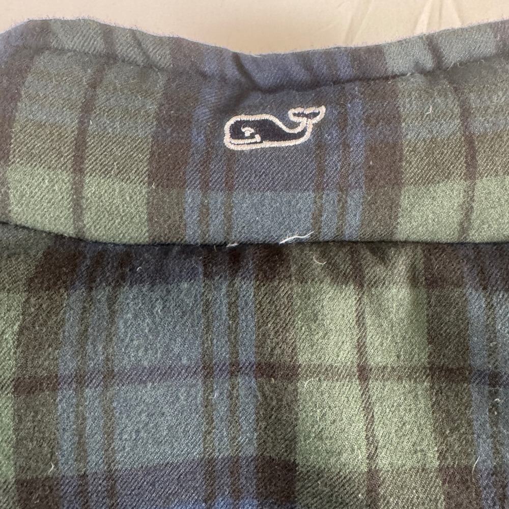 Vineyard Vines Black Watch Plaid Puffer Vest Mens Goose Down Navy Green - Picture 6 of 9